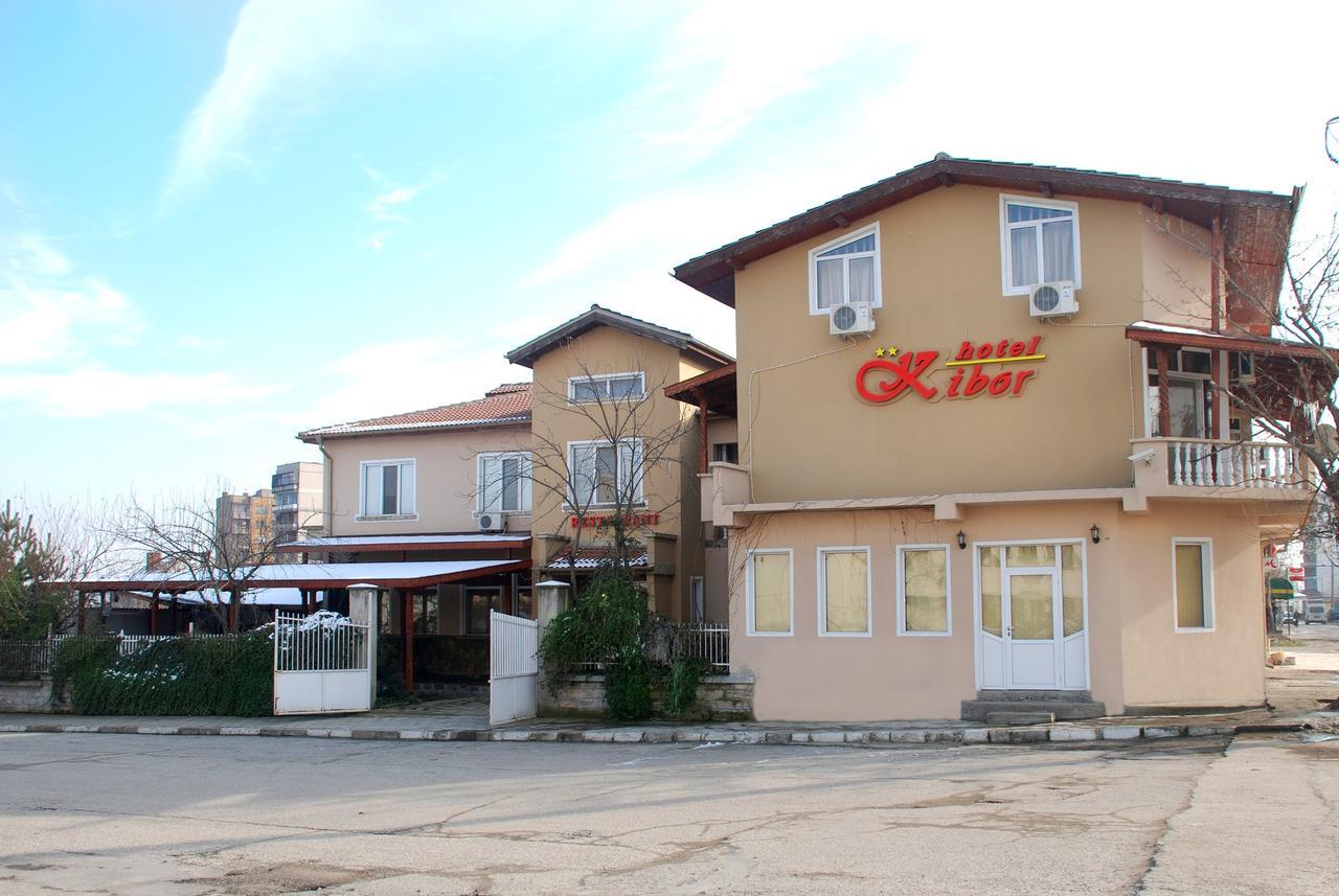 Hotel Kibor Gulubovo  Exterior photo